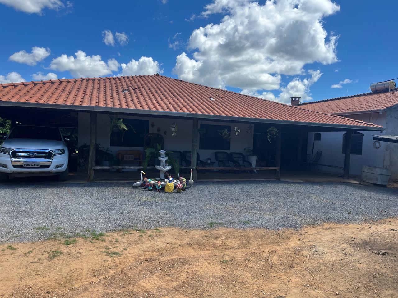 Fazenda a venda na Serra da Mesa / 5 alqueires / 3 casas