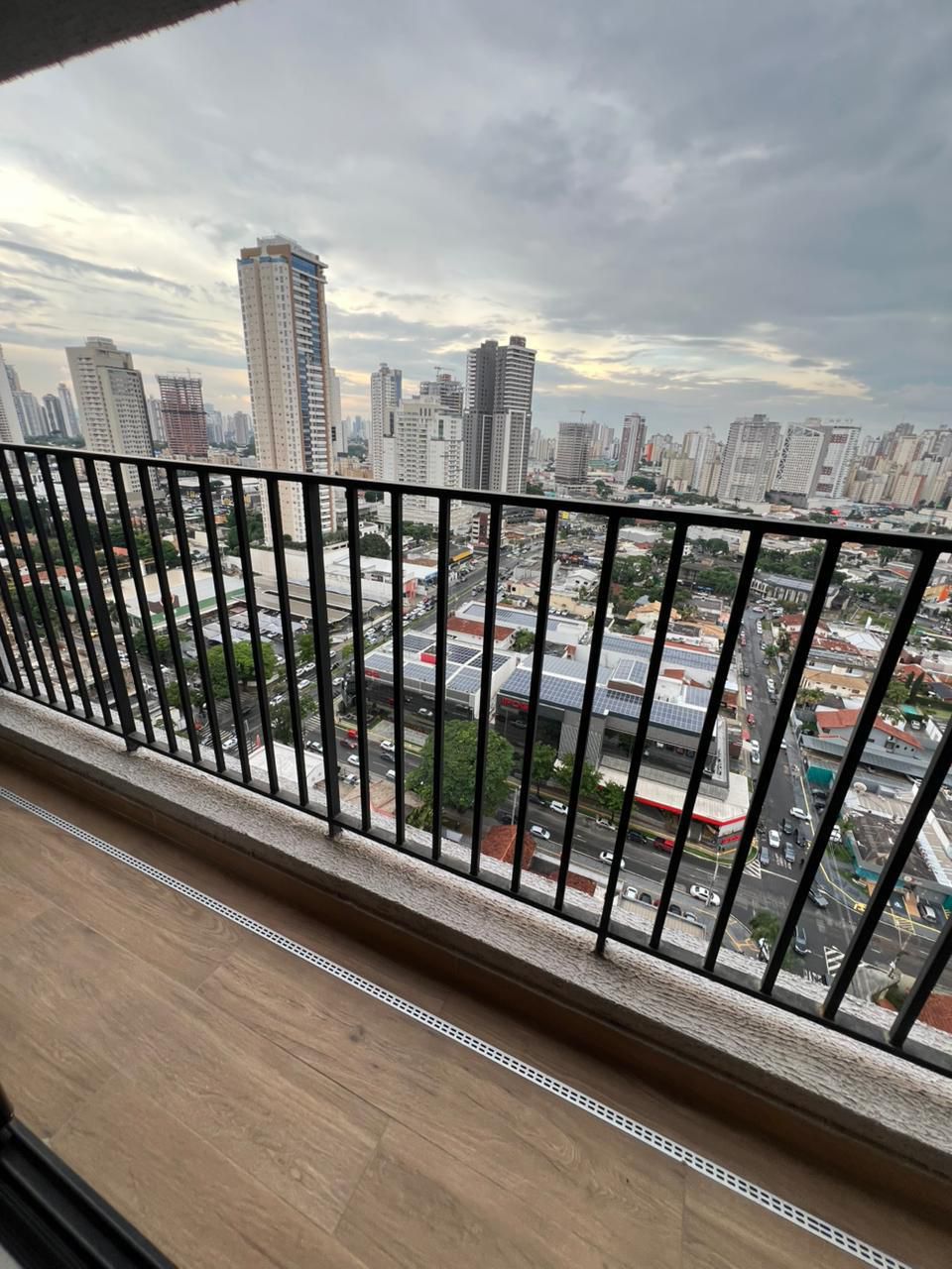 Flat no Setor Bueno, proximo ao Vaca Brava / Goiania shopping / Mobiliado e decorado/ Predio novo