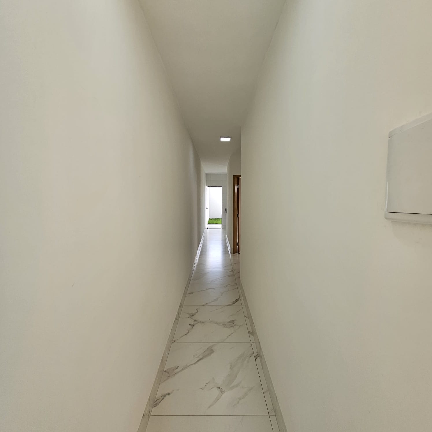 Casa a venda no Jardim Himalaia em Aparecida de Goiânia / 1 suíte / 97m²