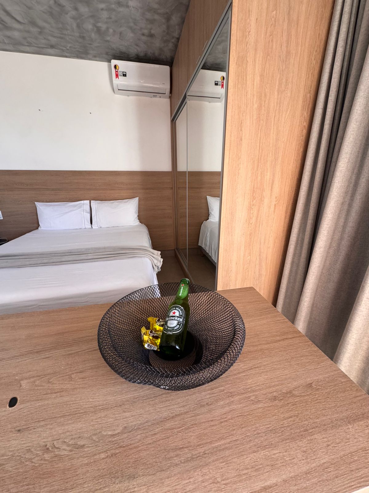 Flat para venda ou aluguel / mobiliado / 1 vaga / predio novo / rooftop no 38º / jacuzzi / piscina