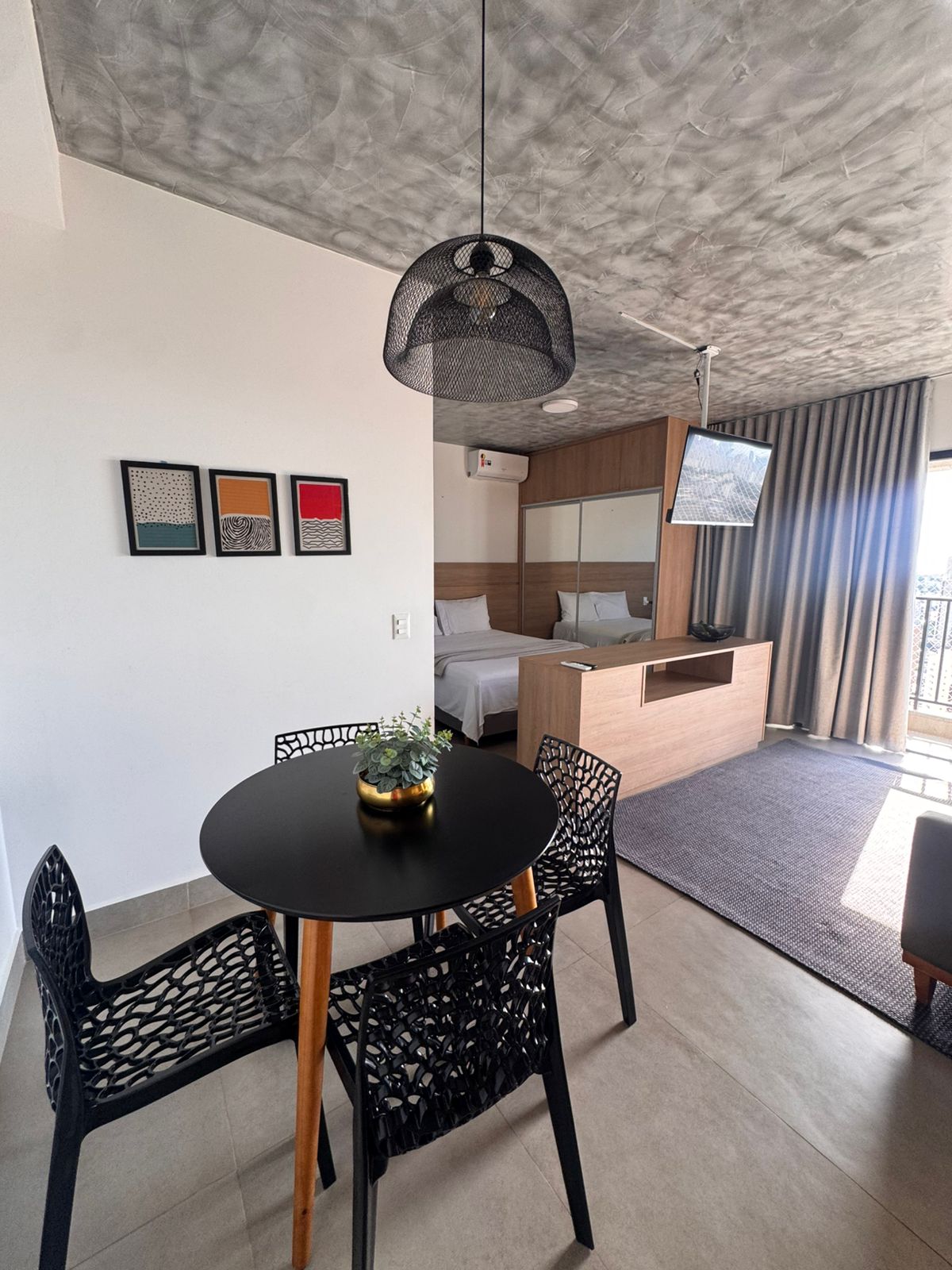 Flat para venda ou aluguel / mobiliado / 1 vaga / predio novo / rooftop no 38º / jacuzzi / piscina