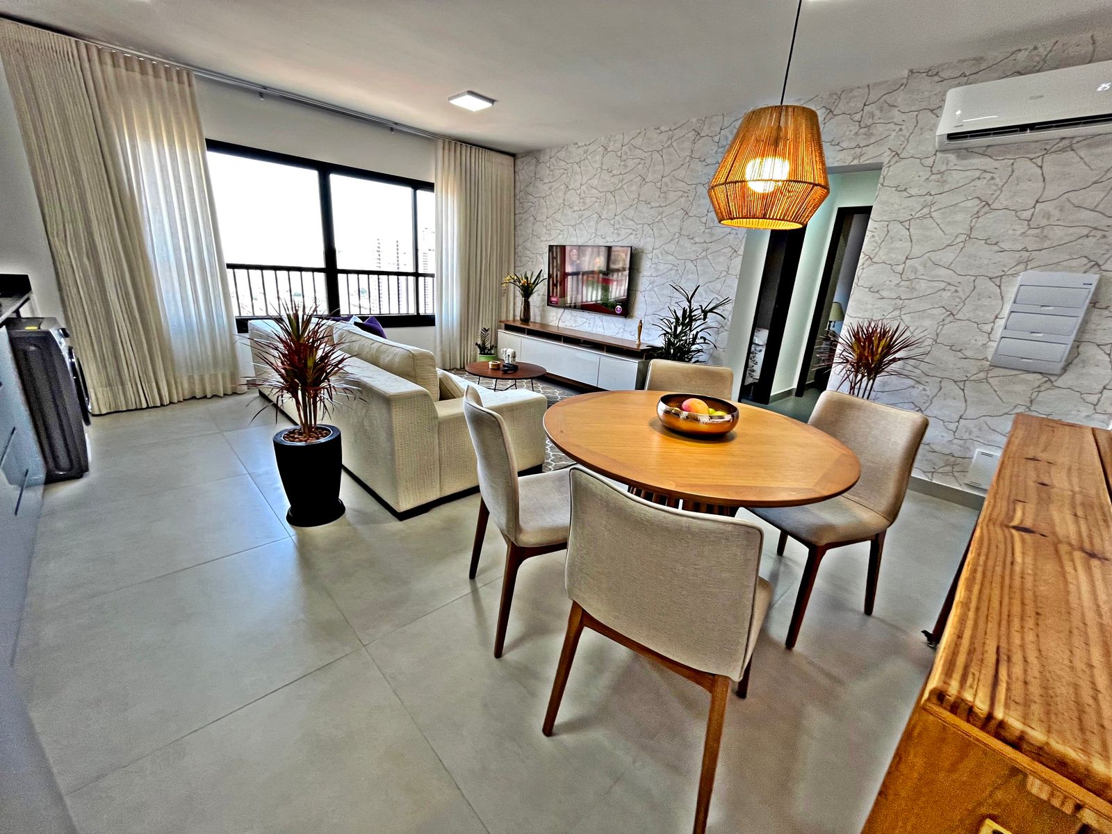 Apartamento a venda ou aluguel / 2 quartos / 1 suite / mobiliado / predio novo / rooftop / 1 vaga