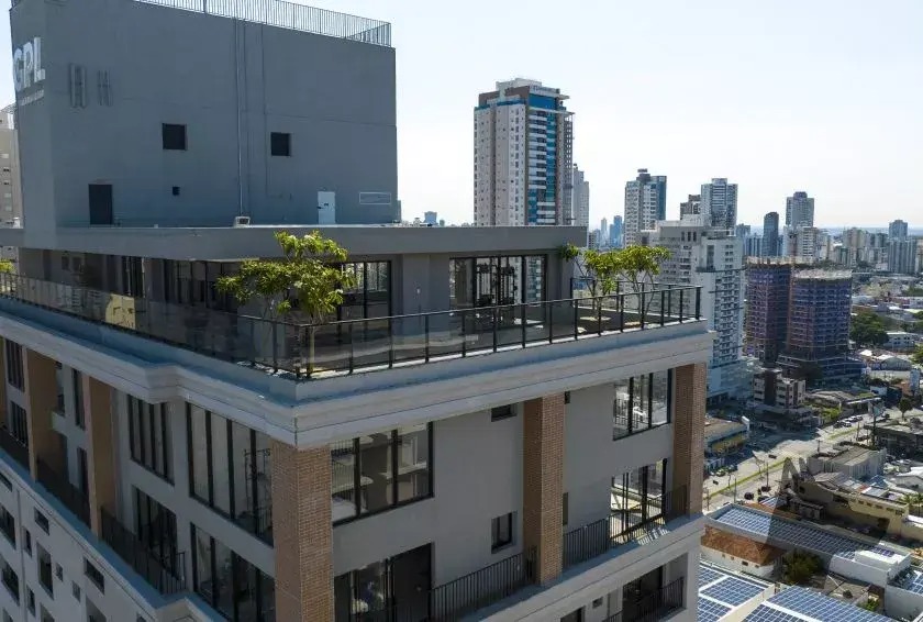 Flat / venda ou aluguel / mobiliado / T-35 Setor Bueno / predio novo com rooftop