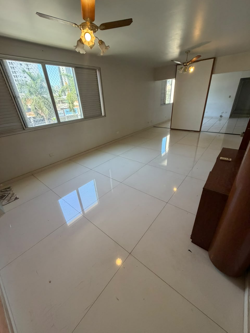 Apartamento à Venda no Edifício Itatiaia / 1 suíte / 2 vagas / Setor Marista