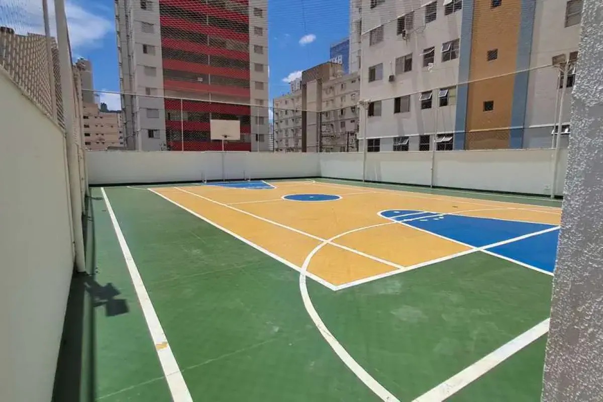 Apartamento no Setor Bueno a venda / 3 suites mais office / 2 vagas / lazer sem academia