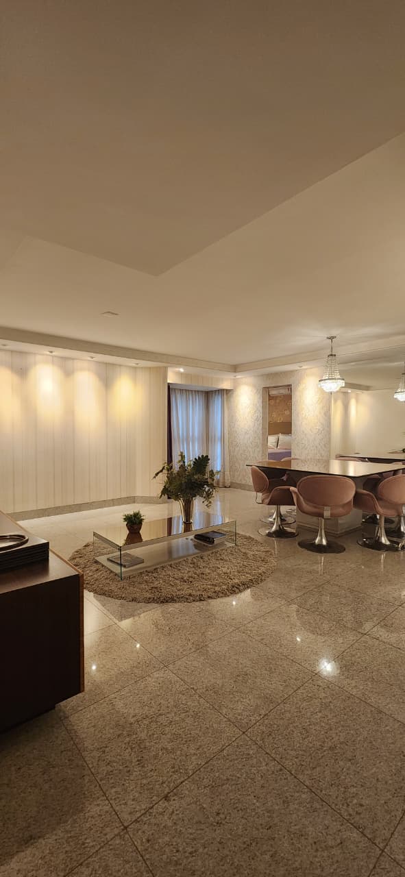 Apartamento à venda no Residencial Amazonas / 3 suítes / 2 vagas / Setor Nova Suíça