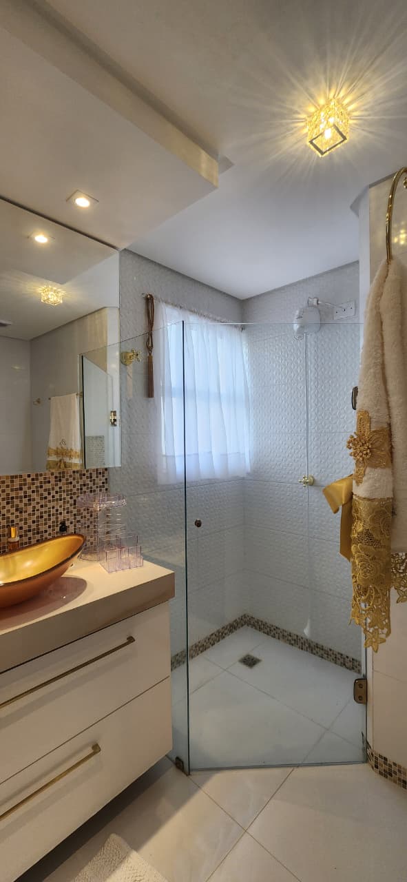 Apartamento à venda no Residencial Amazonas / 3 suítes / 2 vagas / Setor Nova Suíça