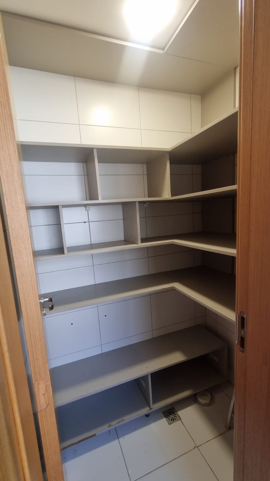 Apartamento à Venda no Flampark Residencial Club Torre 2 / 3 suítes plenas / 2 vagas / Jardim Goiás