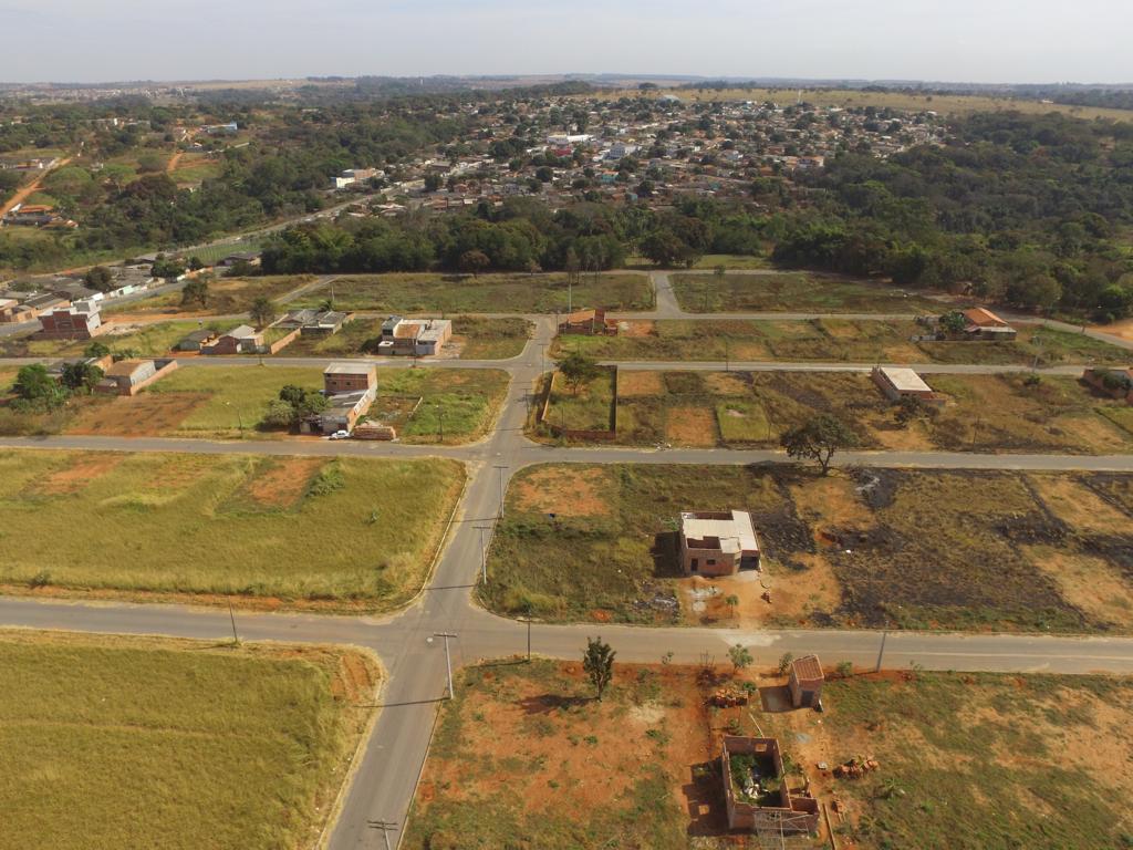Área à venda com 633 m² - Residencial Linda Vista - Goiânia/GO Saida para Aragoiania - ideal para postos, supermercados, galpoes