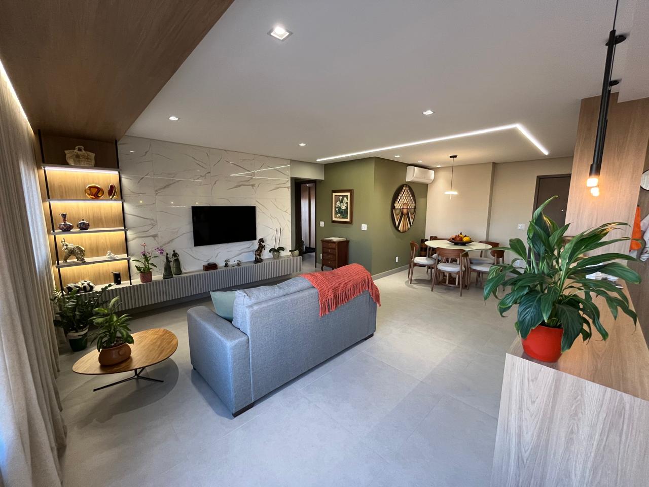 Apartamento à venda Setor Bueno / 87 m² /   02 suítes / lavabo e varanda / com vista privilegiada para o Parque Vaca Brava / 2 vagas / mobiliado