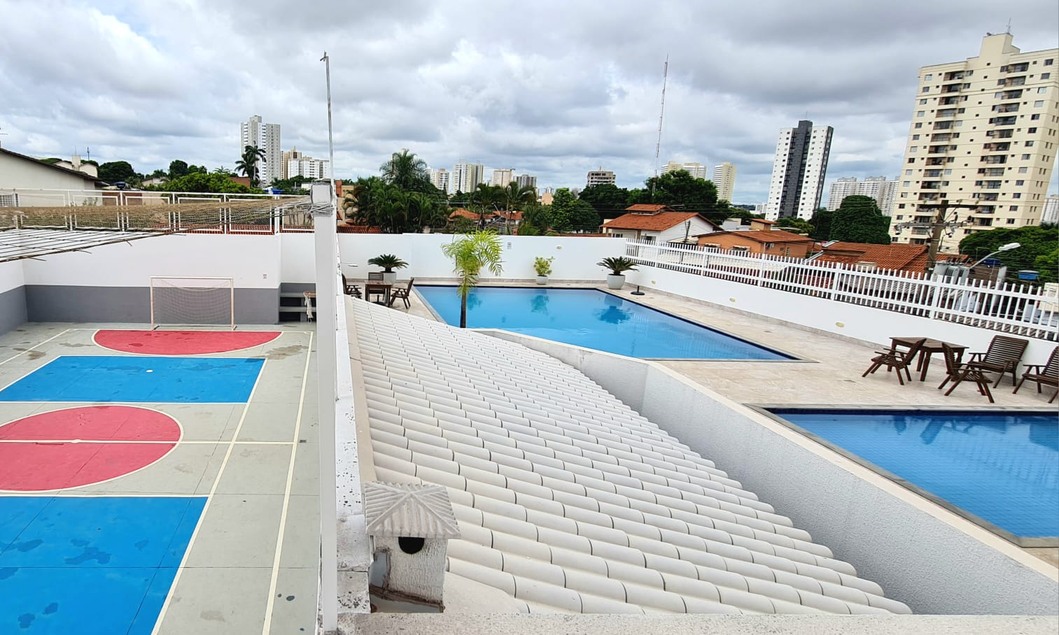 Aluguel de apartamento 3 quartos / Parque Amazonia / 2 vagas / escaninho / lazer completo / cozinha gourmet com pergolado / 2 cozinhas