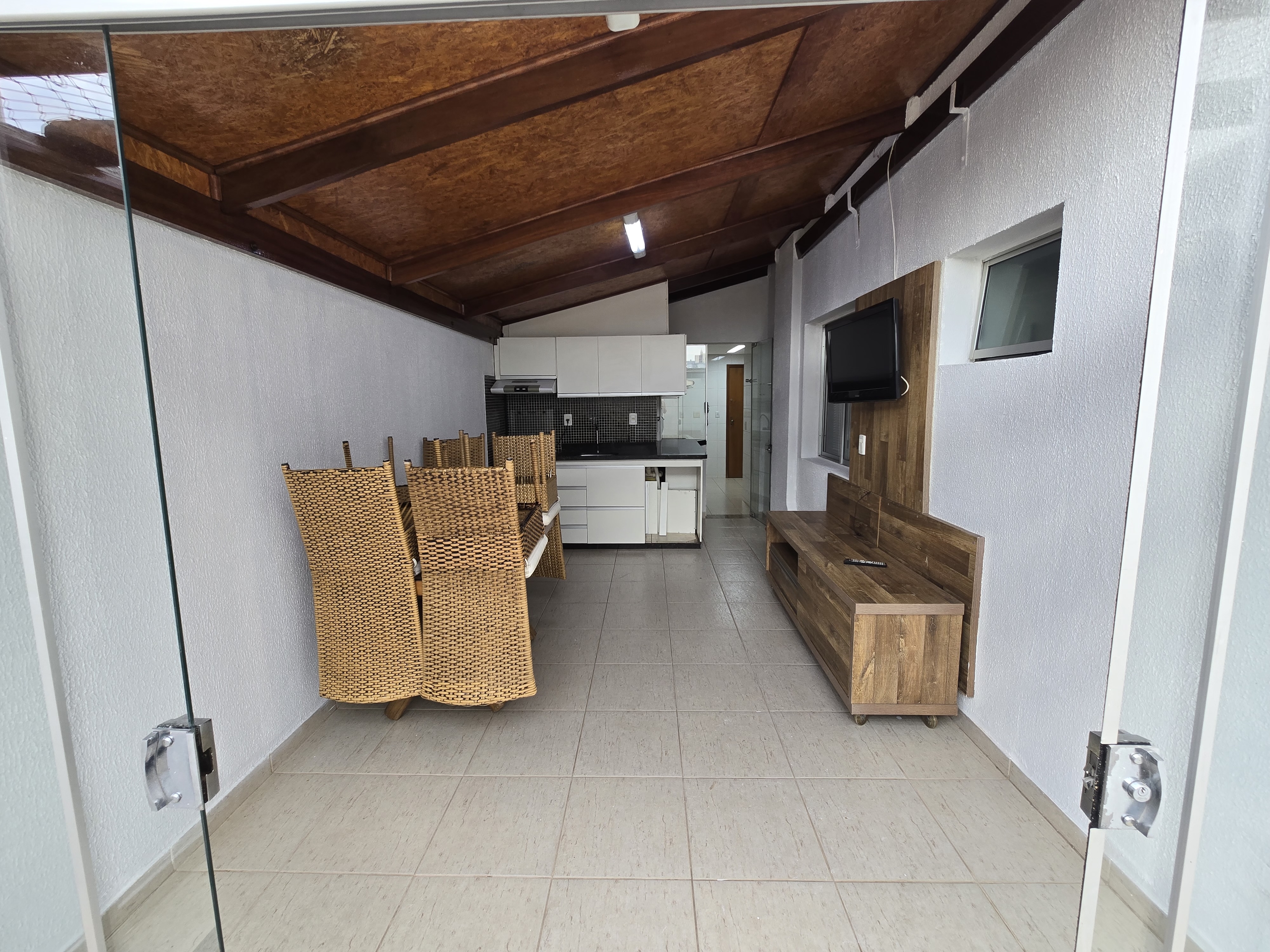 Aluguel de apartamento 3 quartos / Parque Amazonia / 2 vagas / escaninho / lazer completo / cozinha gourmet com pergolado / 2 cozinhas