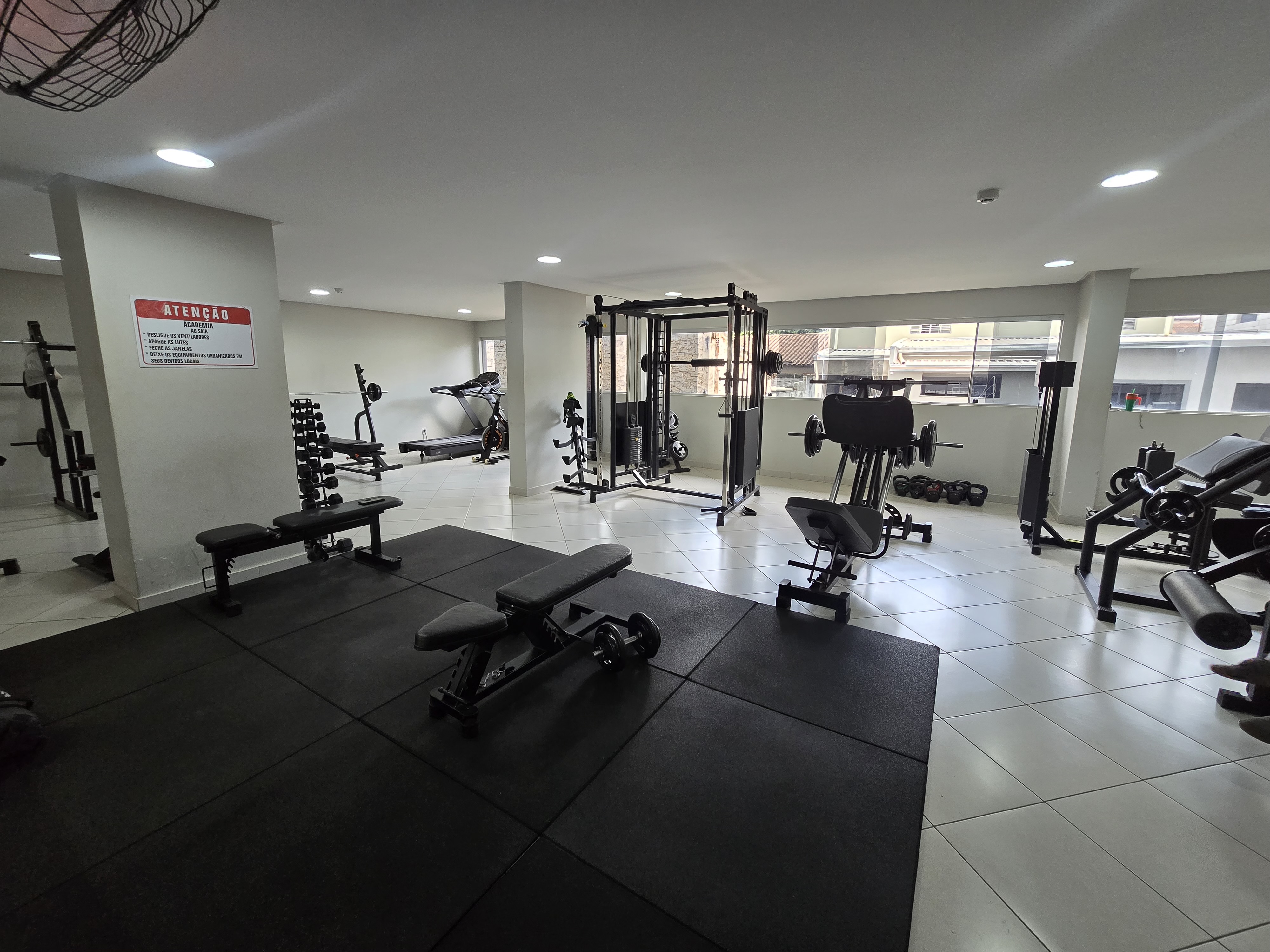 Aluguel de apartamento 3 quartos / Parque Amazonia / 2 vagas / escaninho / lazer completo / cozinha gourmet com pergolado / 2 cozinhas