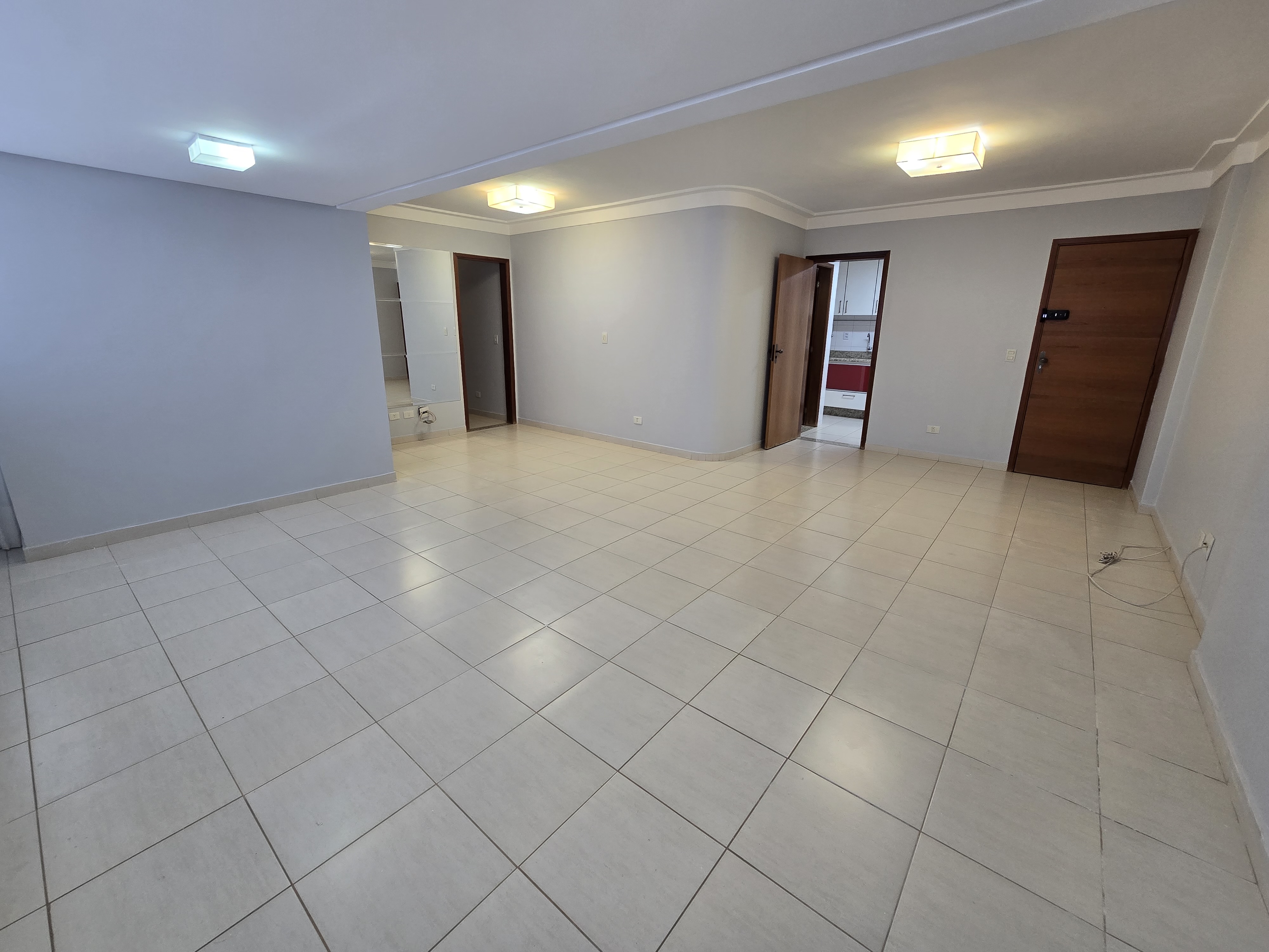Aluguel de apartamento 3 quartos / Parque Amazonia / 2 vagas / escaninho / lazer completo / cozinha gourmet com pergolado / 2 cozinhas