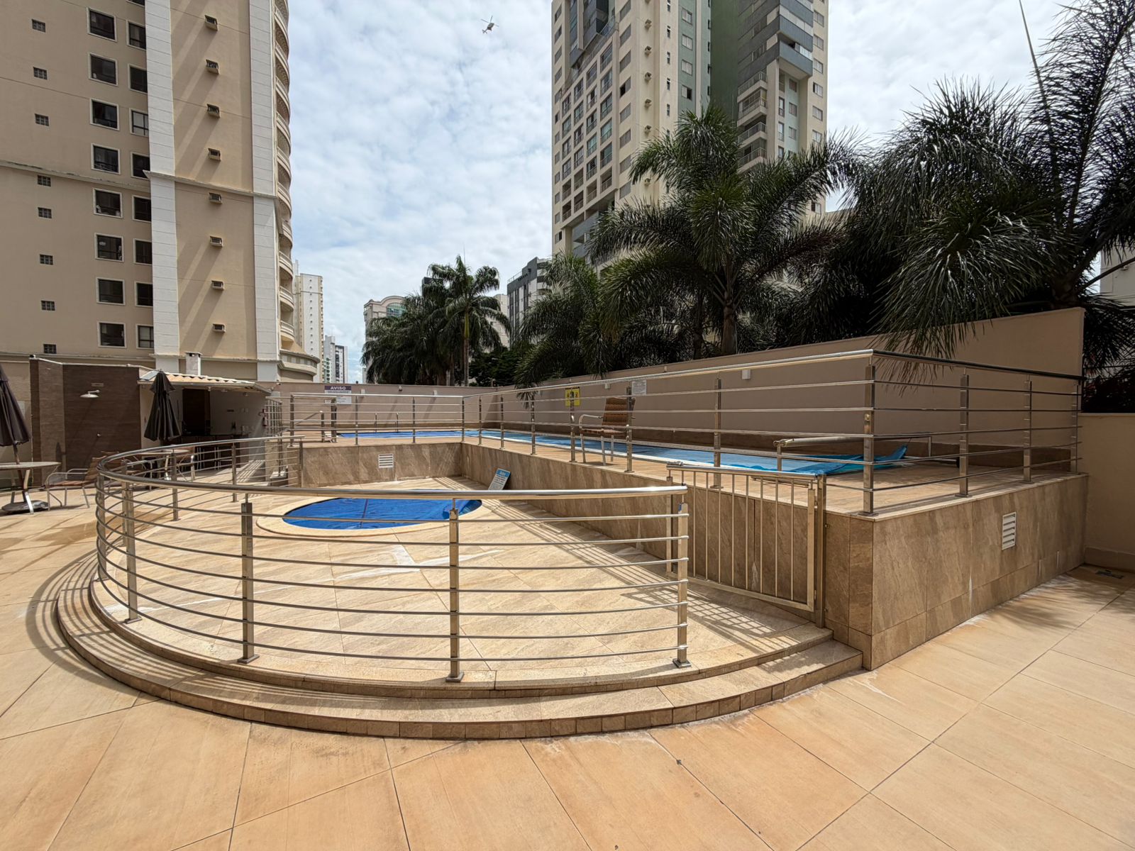 Residencial Altos do Bueno Apartamento 3 suítes com varanda gourmet