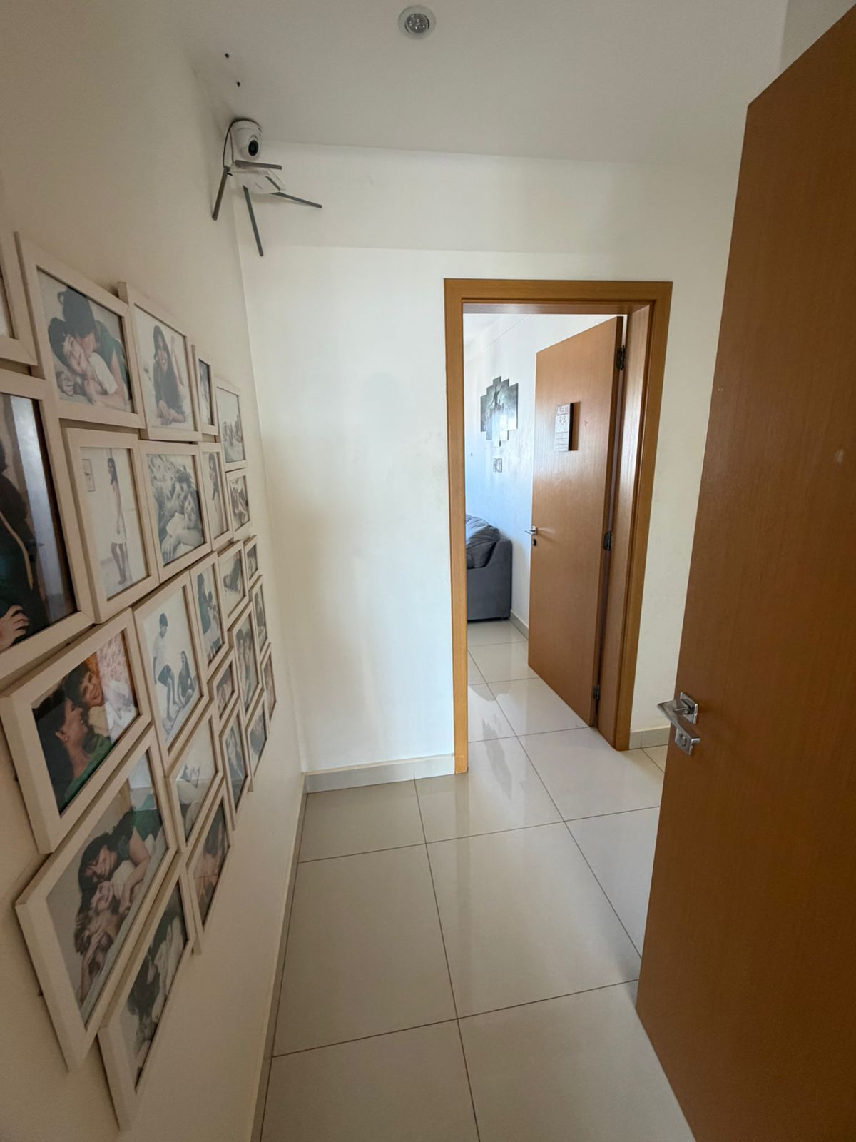 Vingt Trois Residence , 4 suítes plenas na praça da T 23