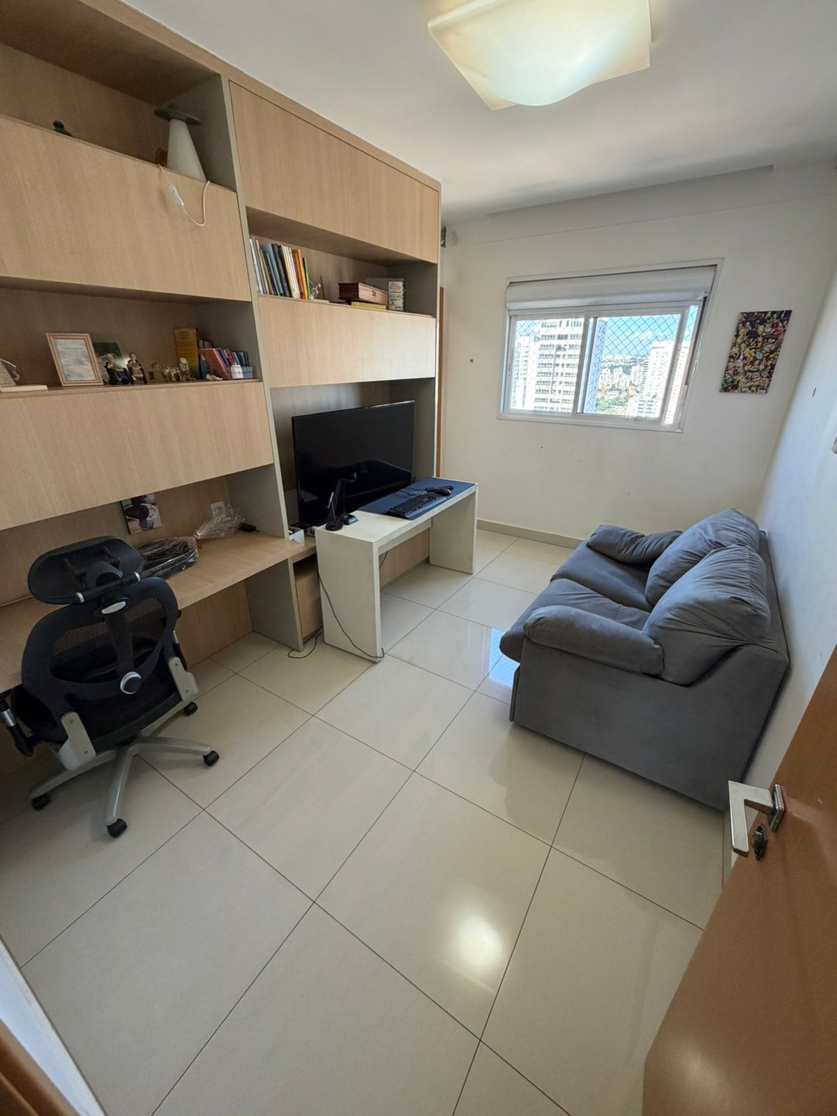 Vingt Trois Residence , 4 suítes plenas na praça da T 23