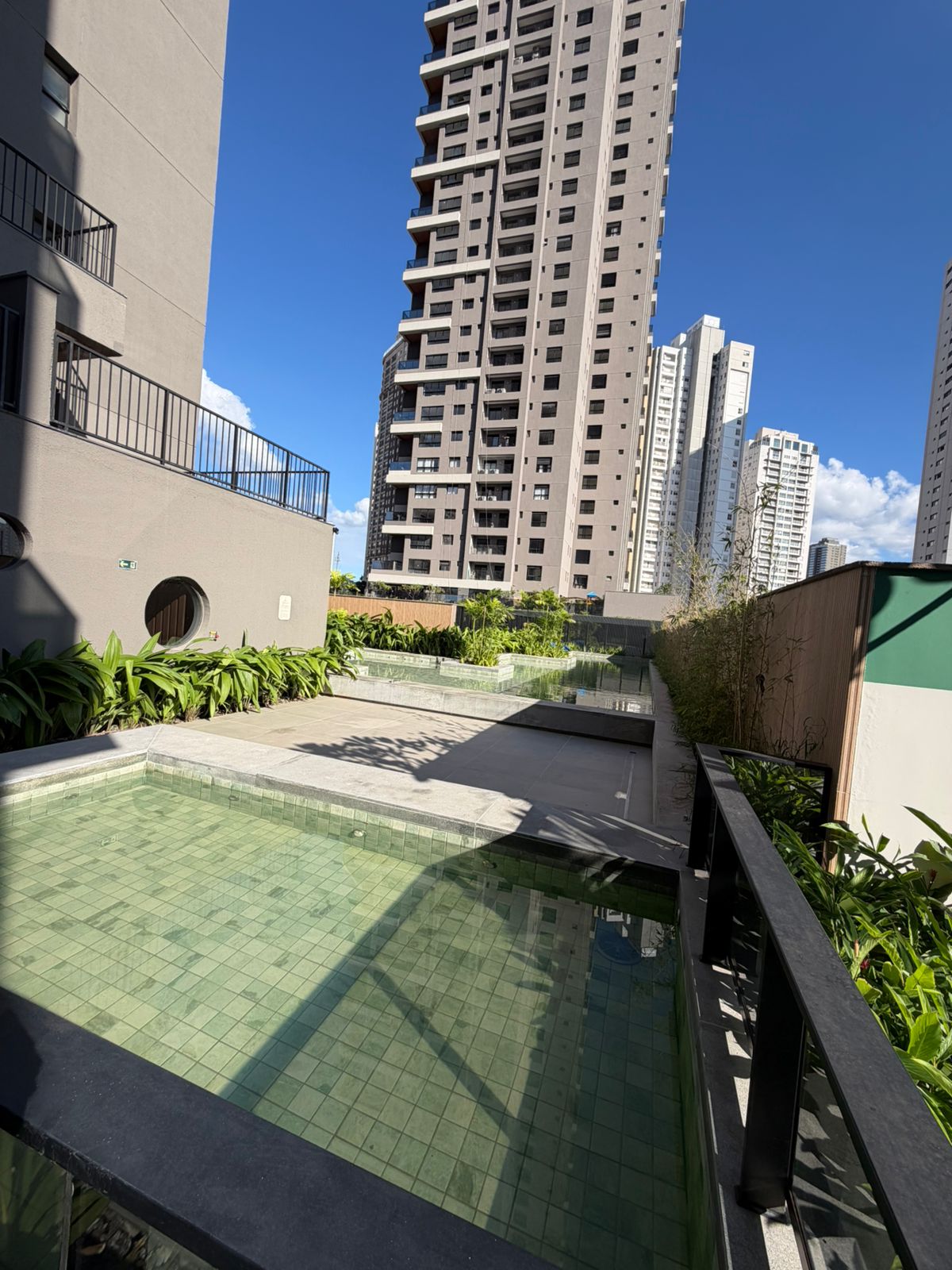 Apartamento no Terraço Bougainville com 3 suítes no Marista, pronto para morar